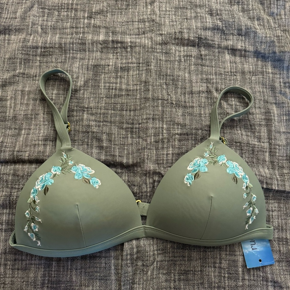 🔥 NWT Rue Bleu bikini top